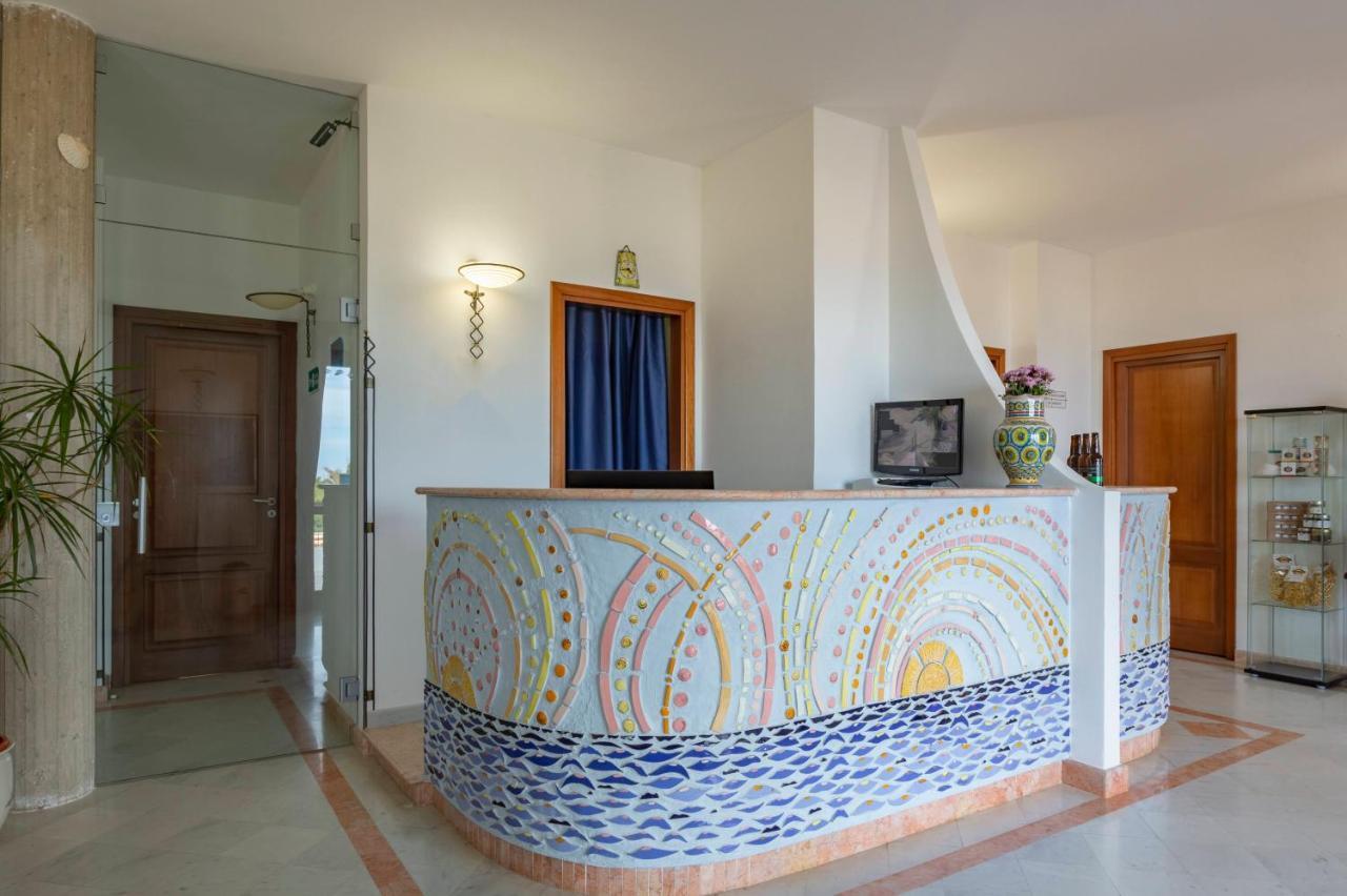 Albergo Auralba Сан-Вито-Ло-Капо Экстерьер фото