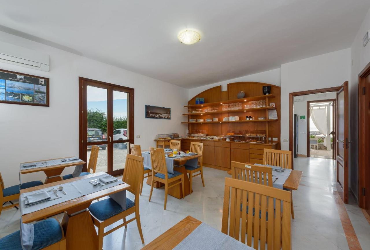 Albergo Auralba Сан-Вито-Ло-Капо Экстерьер фото